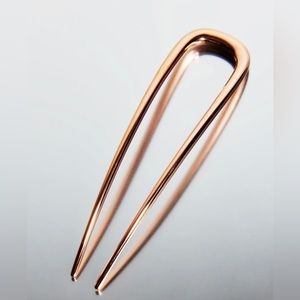 Deborah Pagani Large DP Pin - rose gold hairpin (Hair Objet)